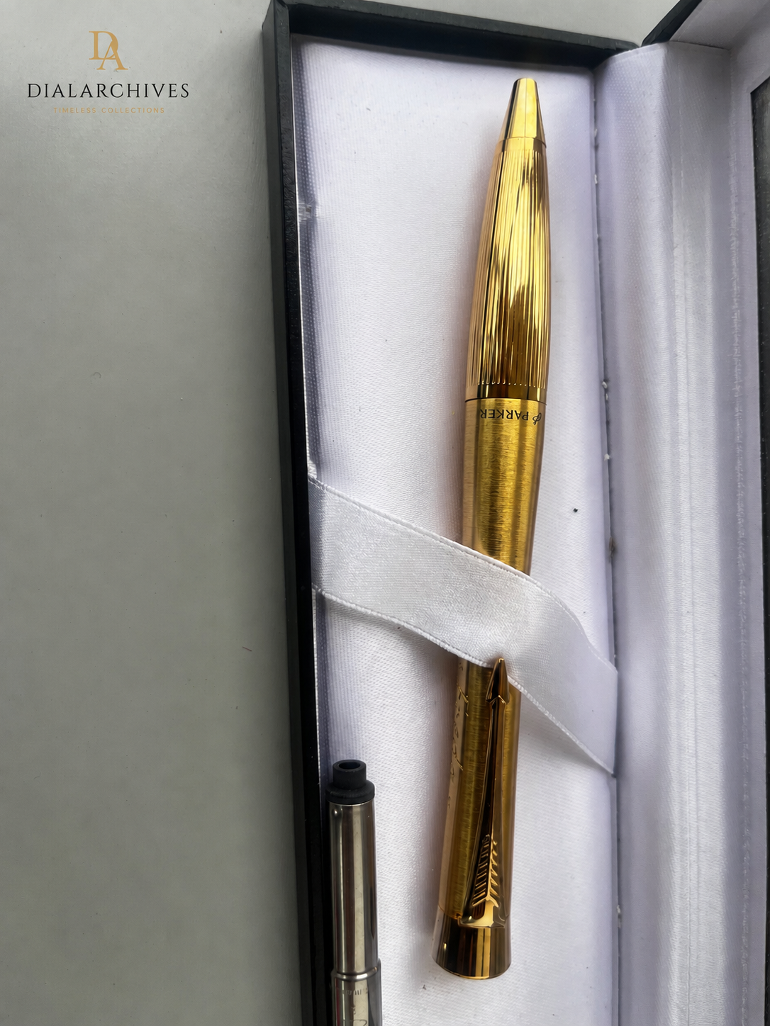 Vintage Parker Pen Lot - Parker 45 Fountain, Ballpoint Duo & Gold Fluted Pen
